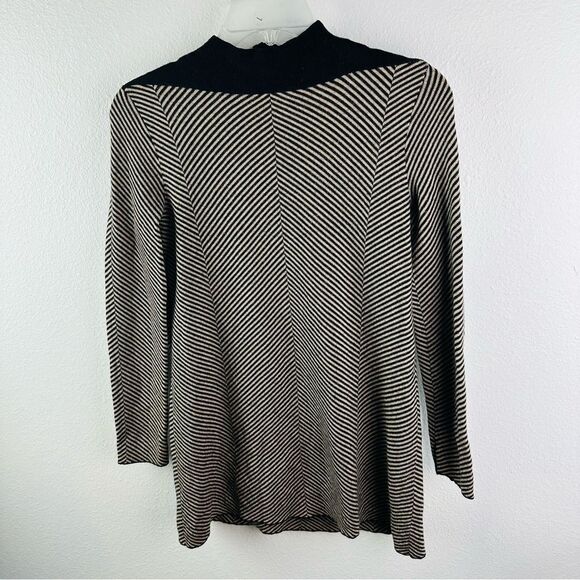 COS Black Gray Stripe Wool Sweater Size XS - Picture 1 of 3